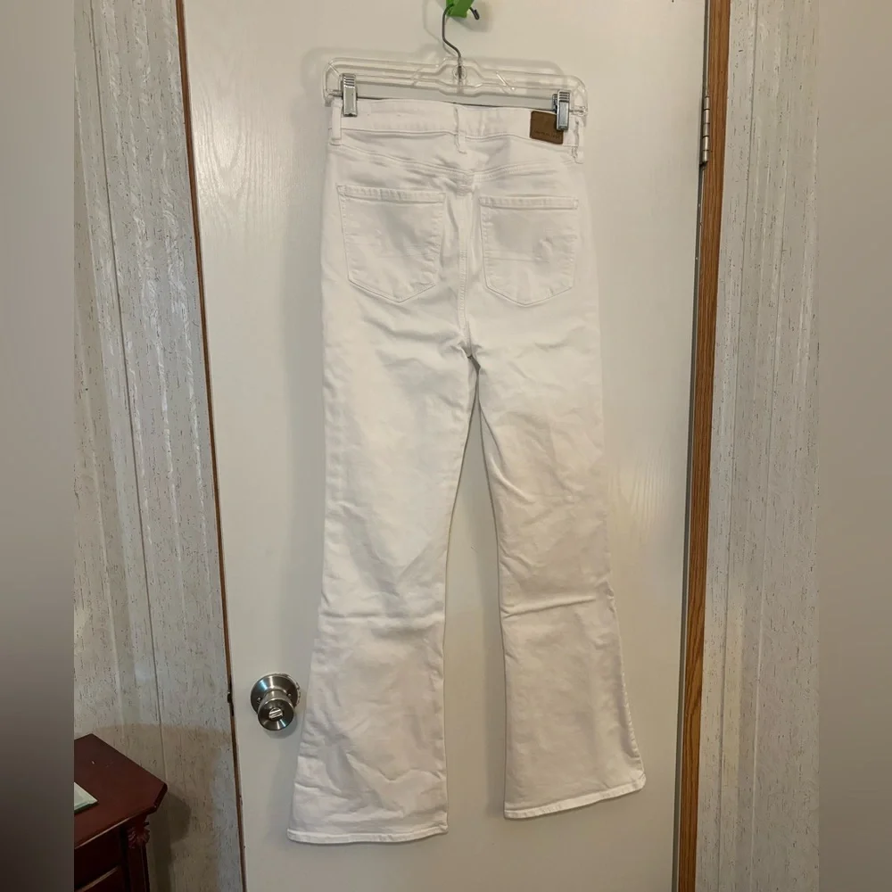 American Eagle Outfitters White Jeans - Picture 2 of 2